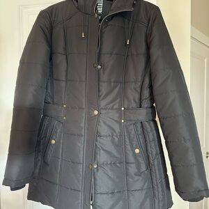 Women's Black Adjustable Puffer Coat Worn Once
